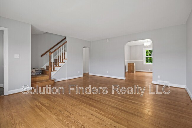 Photo - 1812 Edgewood Rd