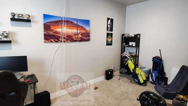 Photo - Great 3 Bd 2.5 Bath Townhome 2 Car Garage