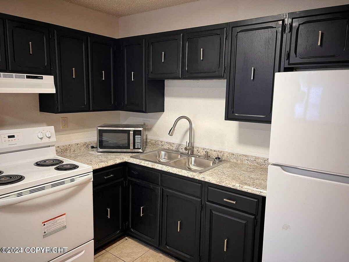 Photo - 1710 Muldoon Cir Apartment Unit #3