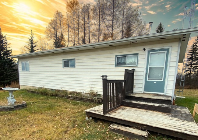 Building Photo - 714035 Range Rd 50