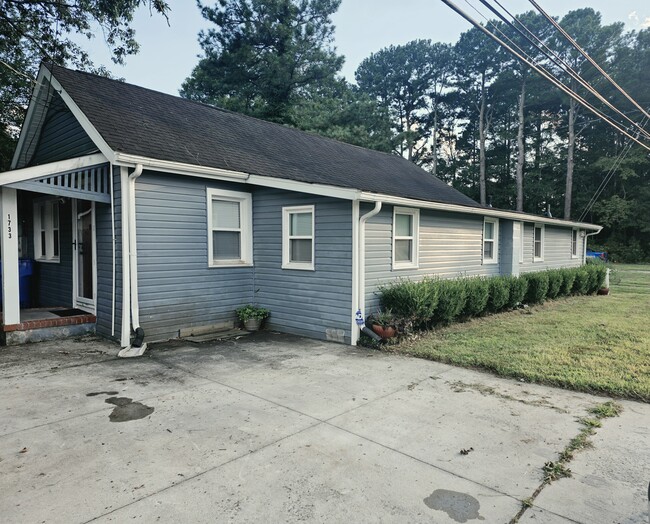 Photo - 1733 Benefit Rd