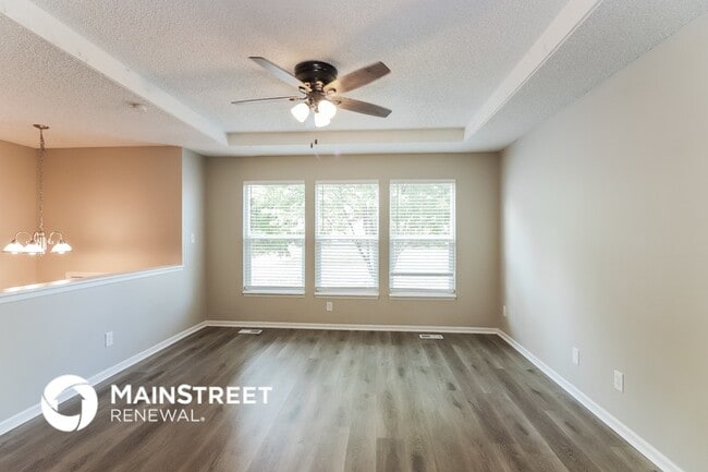 Photo - 15505 Vicie Ave