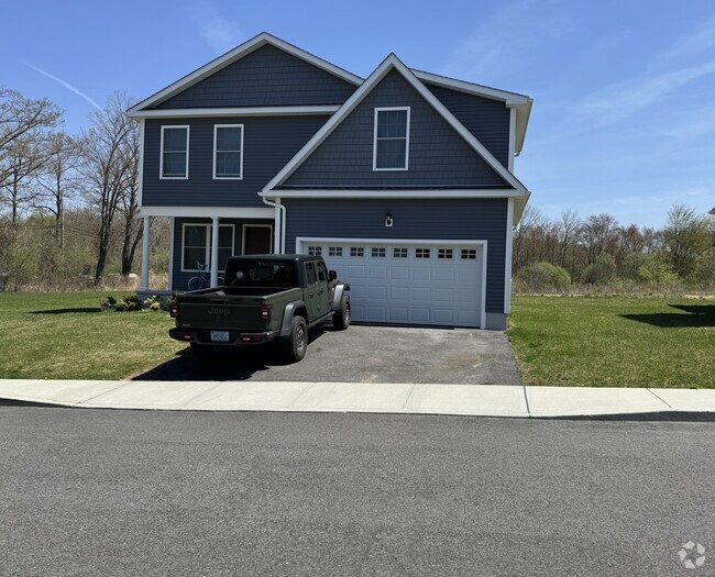 Building Photo - 48 Rowland Farm Rd Rental