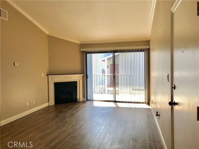 Building Photo - 5165 Walnut Ave Unit 8 Rental