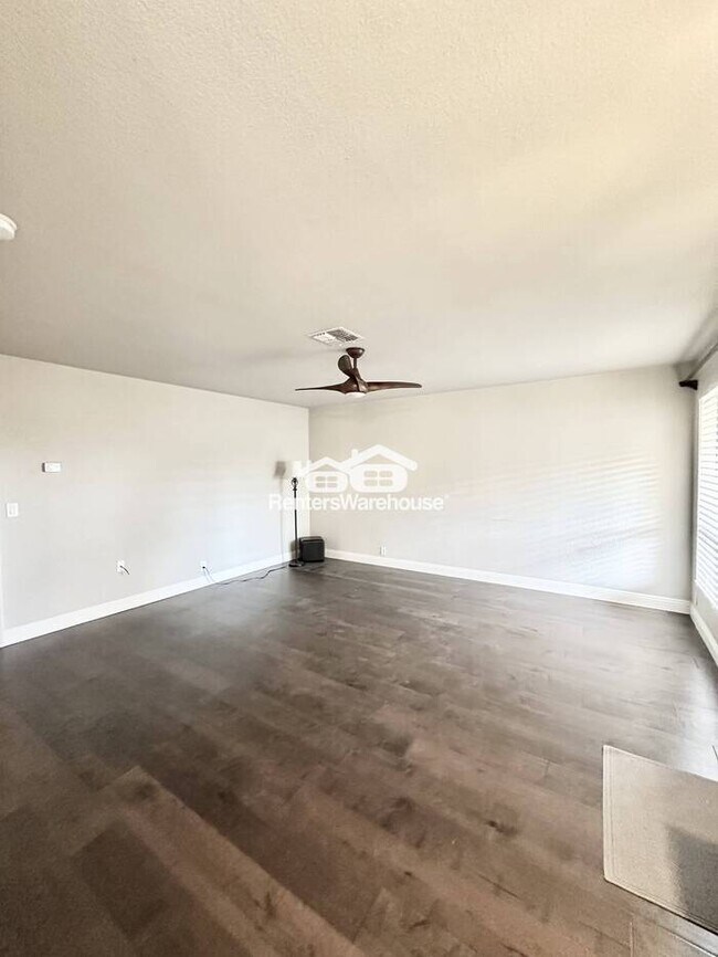 Photo - Remodeled 2 Br 2 Ba 1 Carport Condo Near 7th Ave and Loop 101 in N. Phoenix