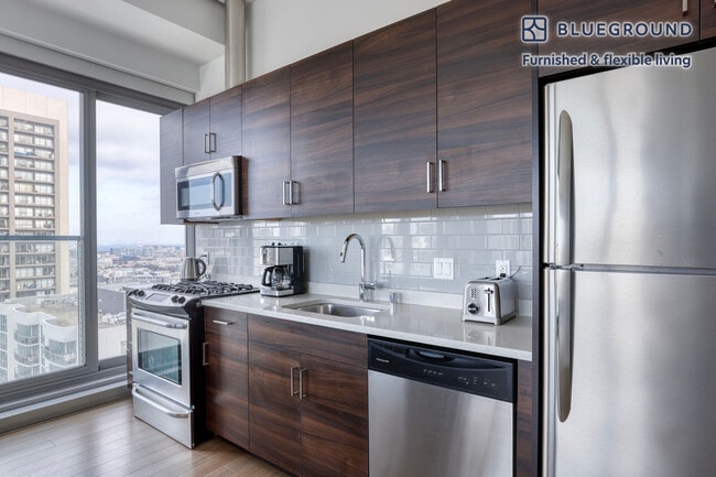 Photo - 100 Van Ness Ave Unit FL18-ID1477