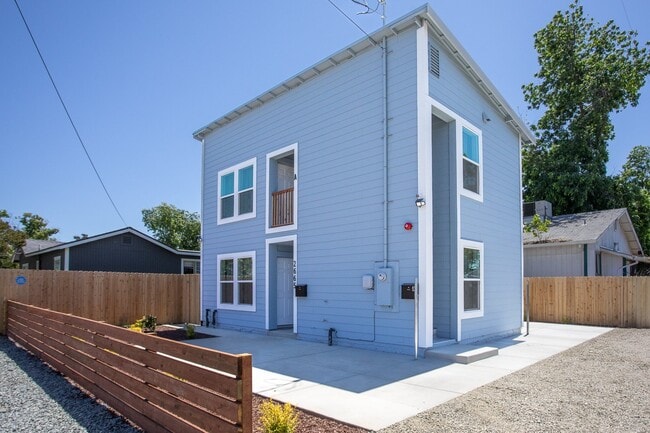 Photo - 2665 B St Unit B