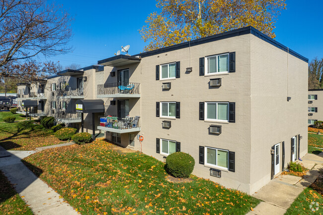 Brandywine Hills Apartments - Brandywine Hills Apartments