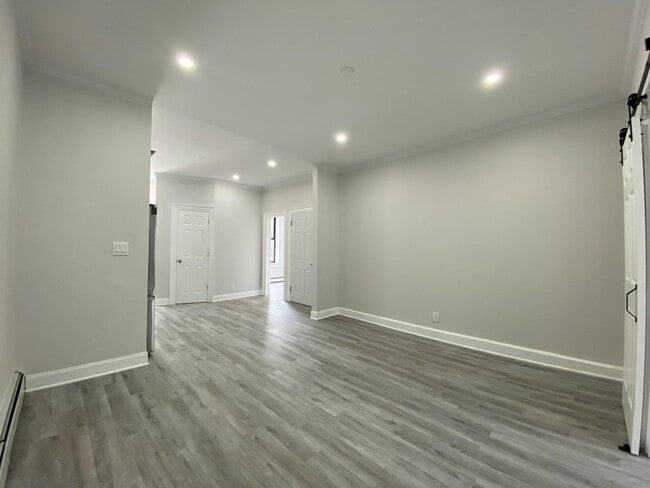 Photo - 338 2ND St Unit 2