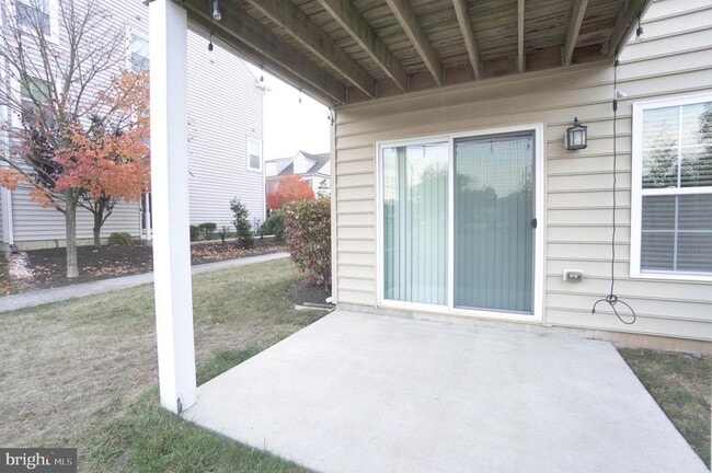 Photo - 425 Williamson Ct