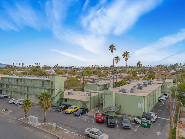 Country View Apartments