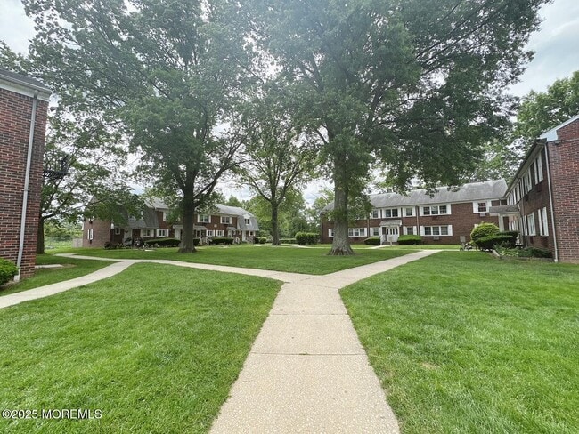 Photo - 62 Stonehurst Blvd Unit G