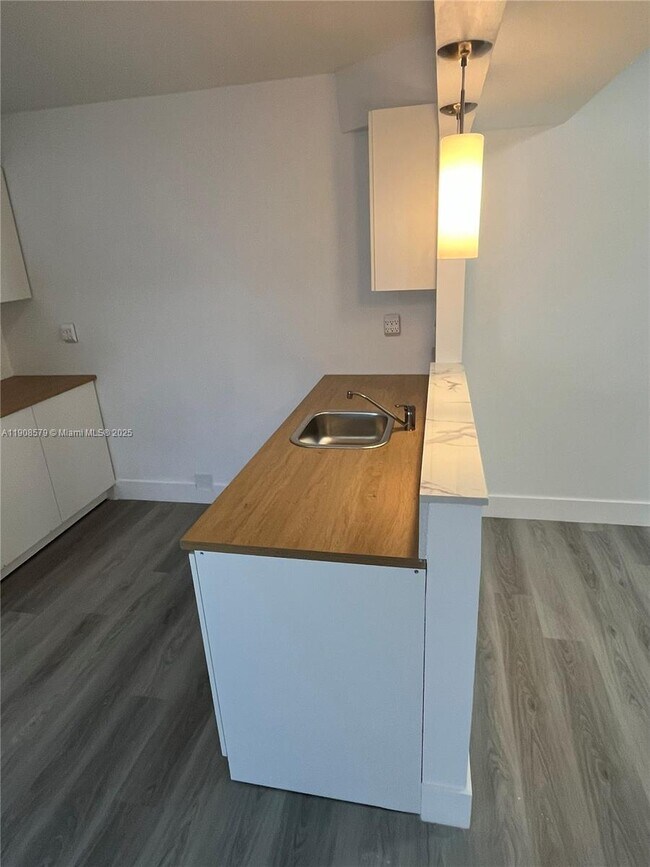 Photo - 455 NE 210th Cir Terrace Unit 10418