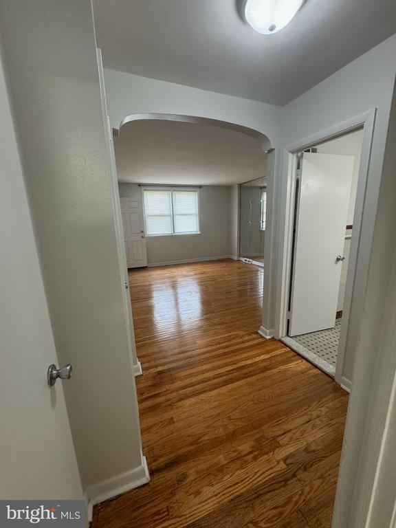 Photo - 6010 Oakland St