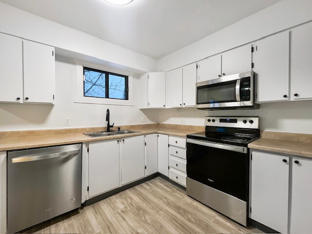 1225 Karluk St Unit 2