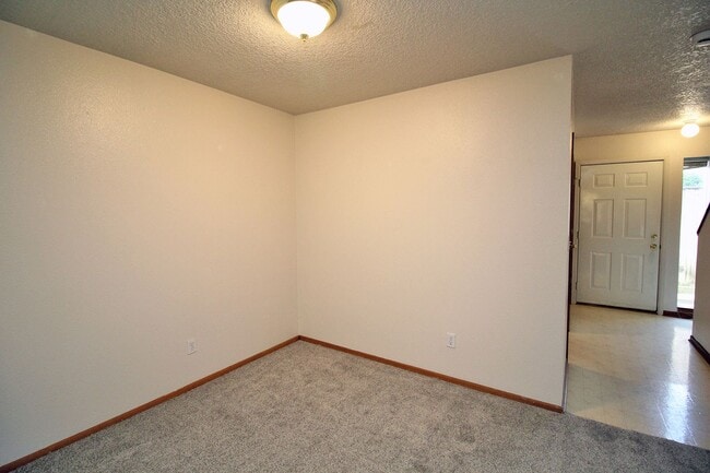 Photo - 470-470 W Gloucester St Unidad 420