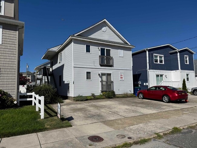 Photo - 344 36th St S