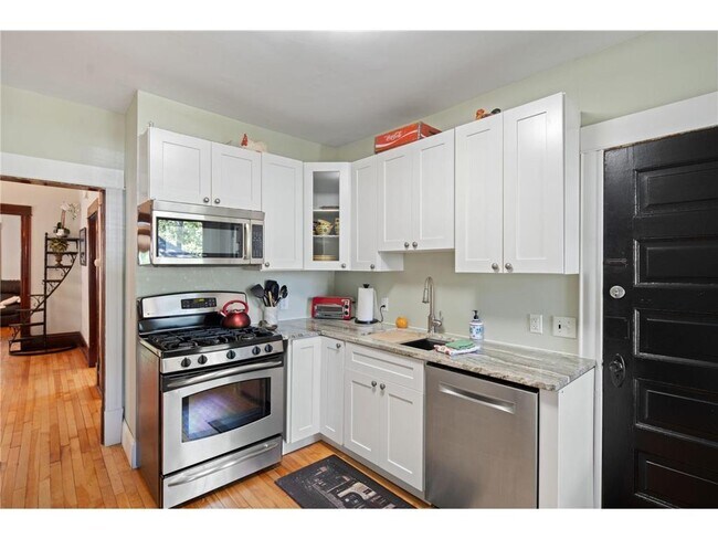 Photo - 2713 Garfield Ave