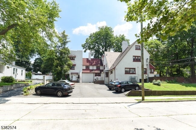 Building Photo - 285 Orchard Terrace Unit A-5 Rental