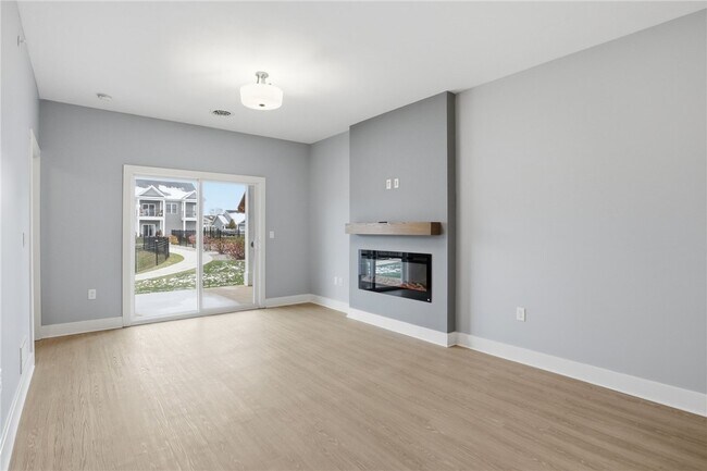 1195 Marina Pkwy