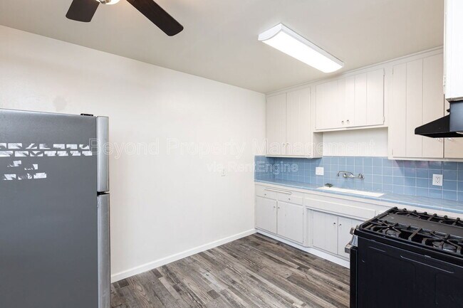 Photo - 6206 Mission Gorge Rd