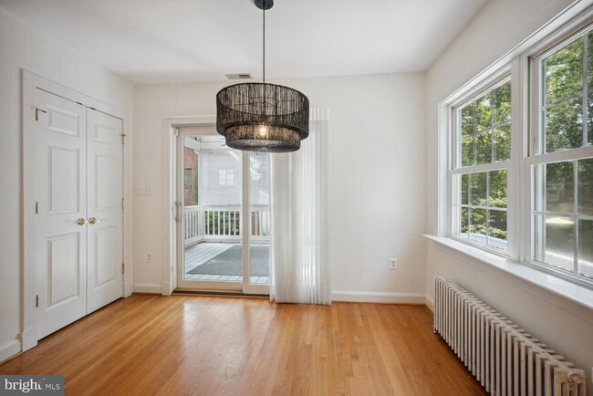 Photo - 2612 Fordham Rd