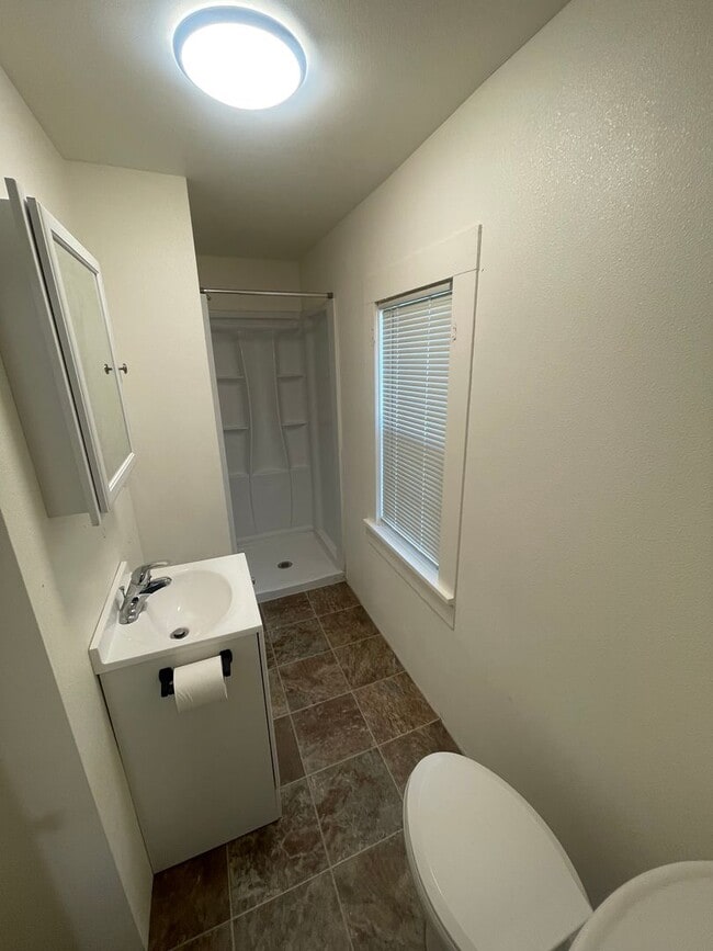 Photo - 530 Grove St Unit #7