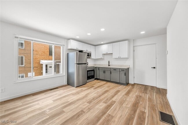 Photo - 18997 Hilliard Blvd Apartment