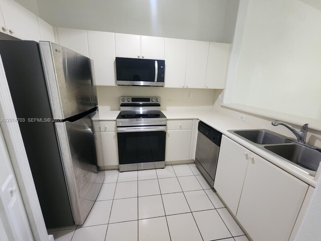 Photo - 1539 SE 27th St Unidad 201