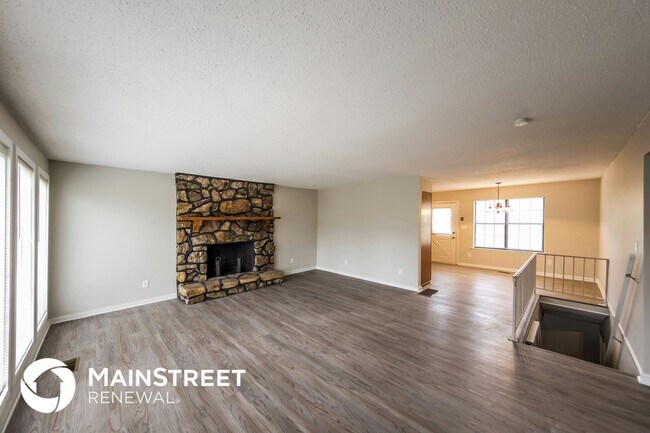 Photo - 21264 Royal Dr