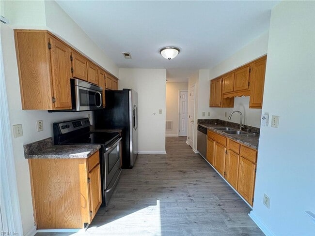 Photo - 3 BR 2.5 BA Townhouse