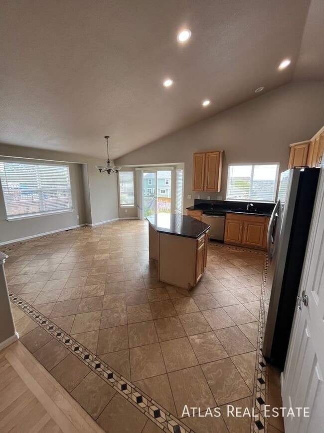 Photo - 15812 E 107th Ave