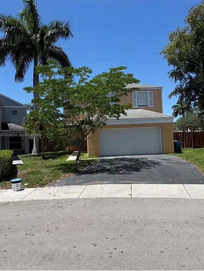 Building Photo - 127 SW 159th Way
