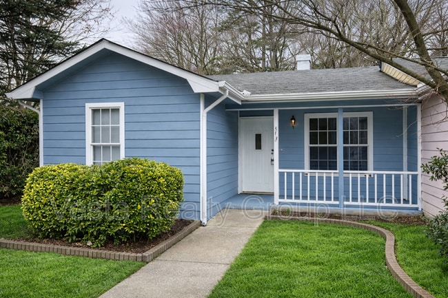 Photo - 5650 Waterford Ct