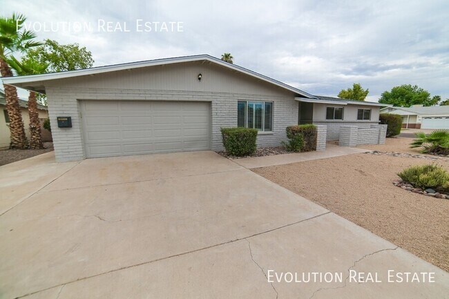 Photo - 2521 S Kachina Cir