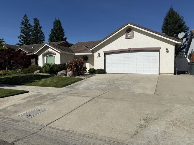 Photo - Charming 3-bedroom, 2-bath home in North Merced!