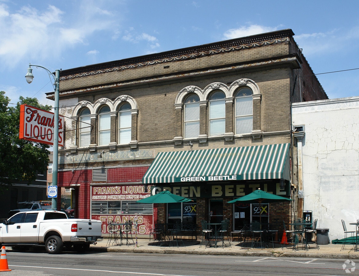 Photo - 325-327 S Main St
