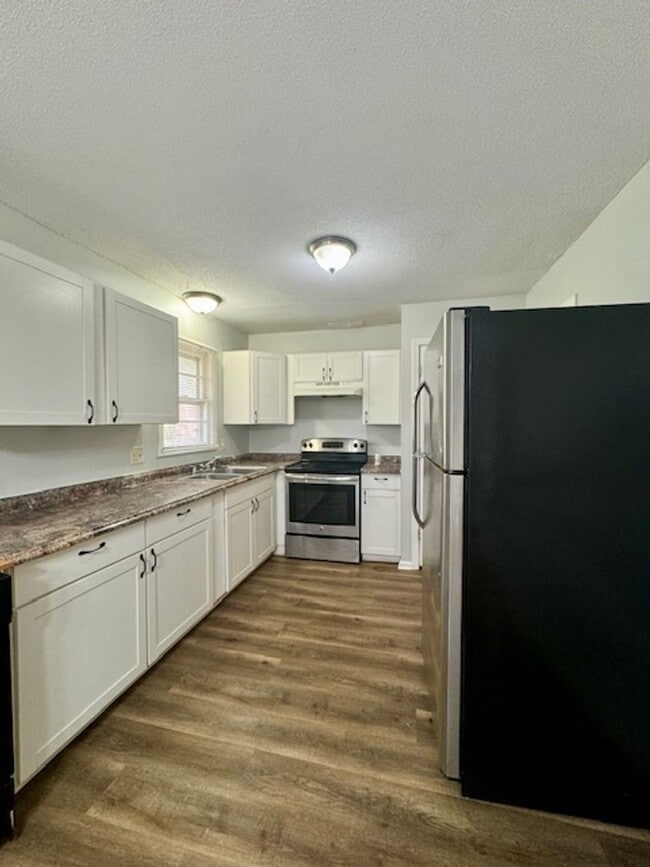 Photo - Spacious 3BR 2BA Home w/ Oversized 2-Car Garage