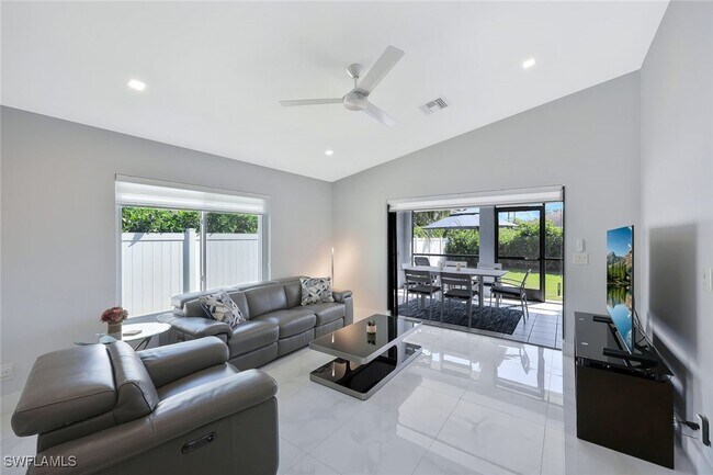 Photo - 532 103rd Ave N