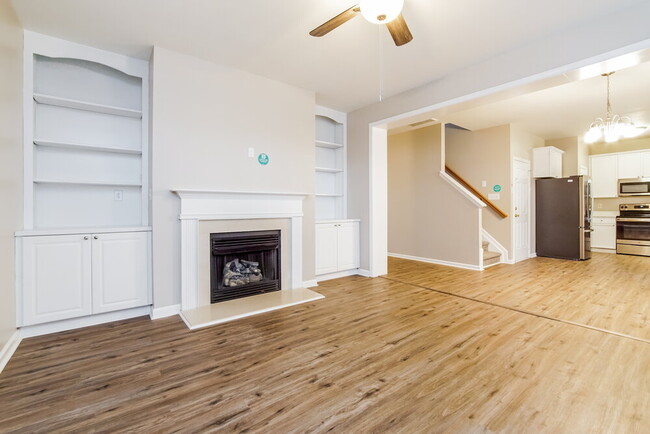 224 Stansbury Ln