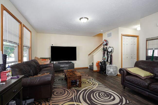 Photo - AVAILABLE IN NOVEMBER! 3 Bedroom, 1.5 Bath...