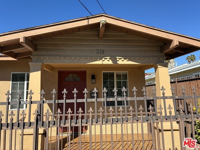 Photo - 319 N Coronado St