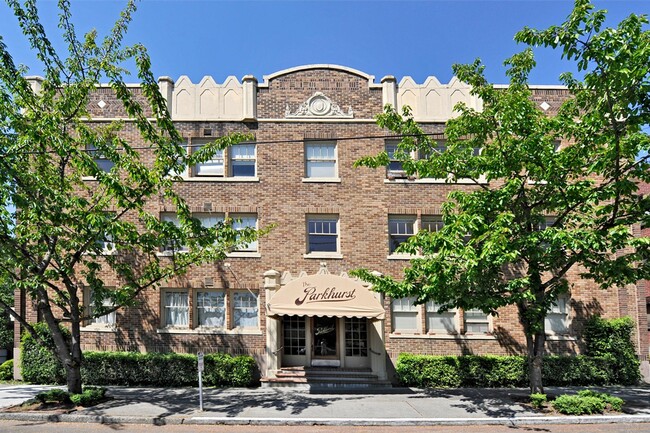 Parkhurst Apartments
