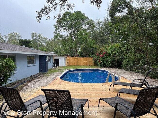 Photo - 3 br, 2 bath House - 1012 Gary Ave