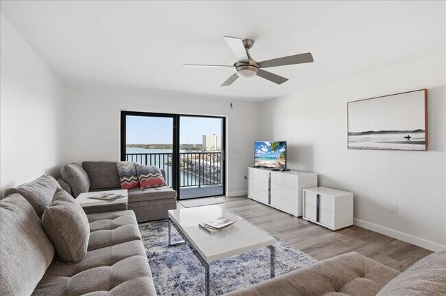 Photo - 7300 Sun Island Dr S Unit 905