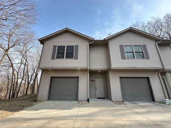 Building Photo - 27-28 Cherry Hill Ct - Hampton, IL