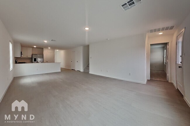 Photo - 7127 Sapphire Rdg