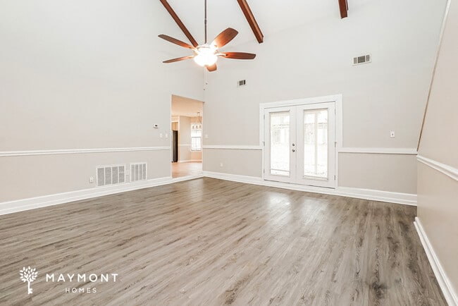 Photo - 316 Helmsley Dr