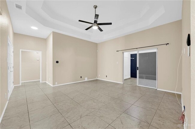 Photo - 18 N 36th St