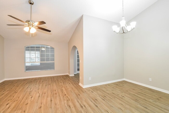 Photo - 2156 Pimlico St